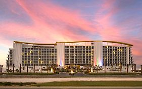 منتجع سنتارا ميراج بيتش دبي